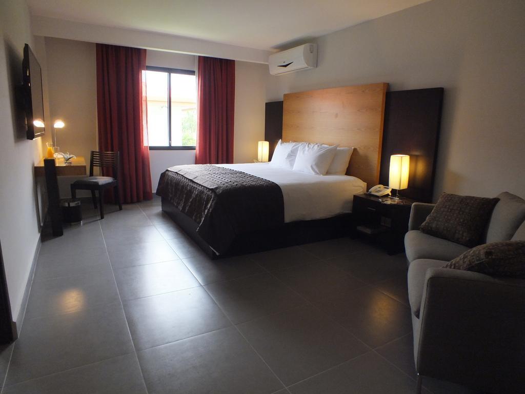 Hotel Cocle Пенономе Номер фото